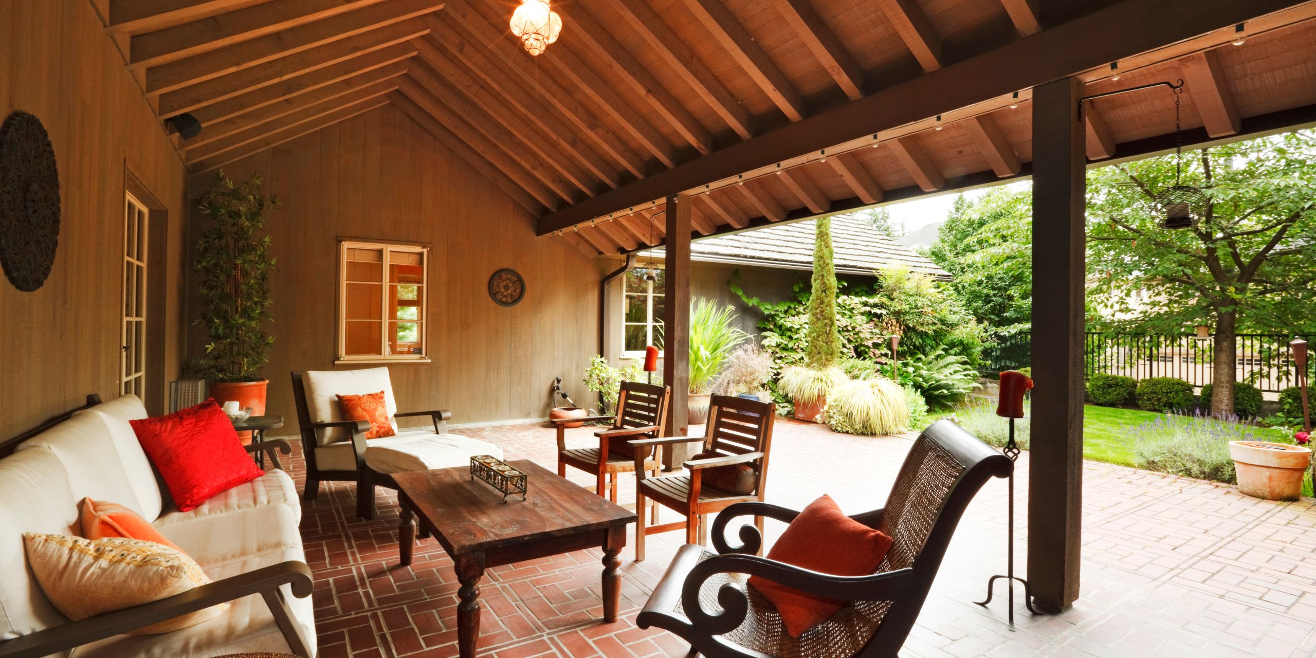 Upgrade Your Outdoor Living Space: Discover the Benefits of Patio Covers for Home Improvement